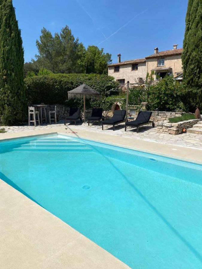 Aparthotel Domaine Le Petit Hameau Cotignac Exteriér fotografie